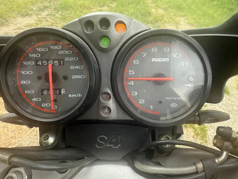 Ducati Monster S4 (2001 - 03) (7)