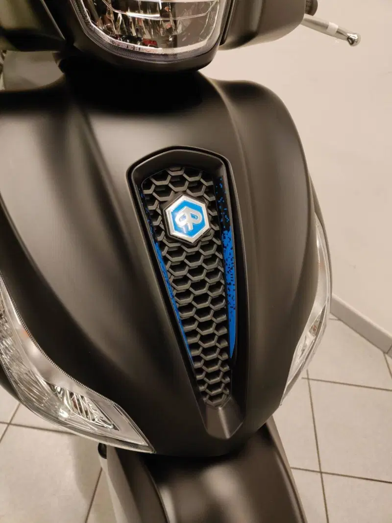 Piaggio Medley 200 S (2025 - 26) (5)