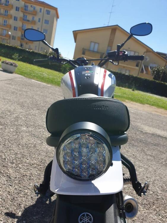 Yamaha XSR 700 XTribute (2022 - 24) (2)