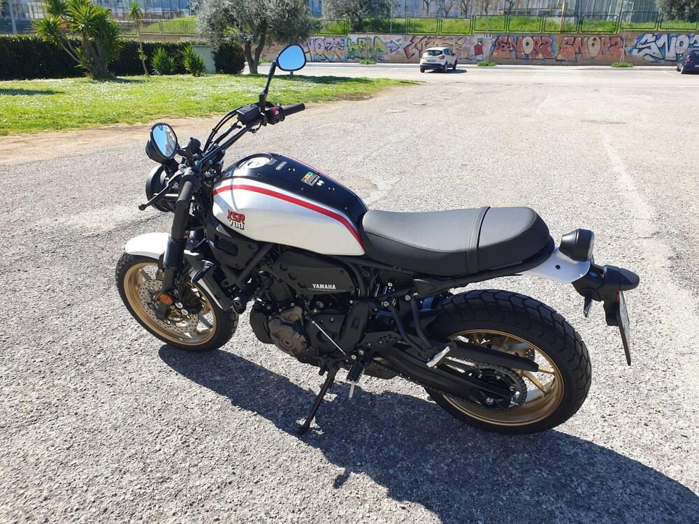 Yamaha XSR 700 XTribute (2022 - 24) (3)