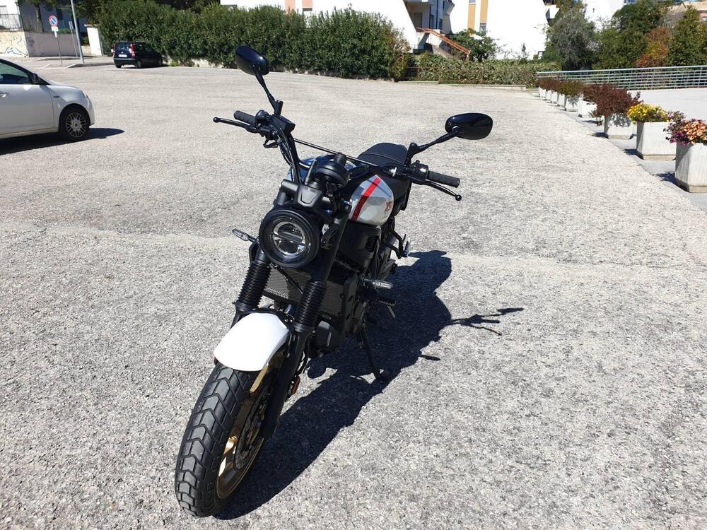 Yamaha XSR 700 XTribute (2022 - 24) (4)