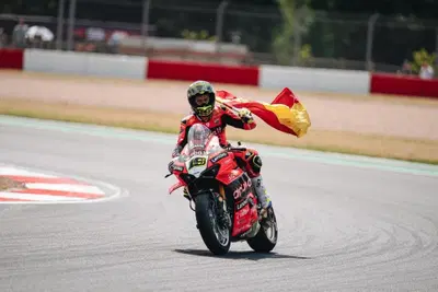 SBK 2025. GP del Regno Unito a Donington. Bautista. &ldquo;Non so ancora se aiuter&ograve; Bulega a vincere il campionato&rdquo;
