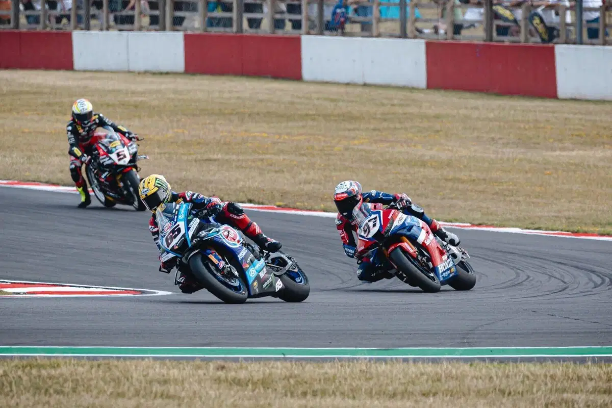SBK 2025. GP del Regno Unito Le pagelle di Donington Park: a Toprak il massimo dei voti (35)