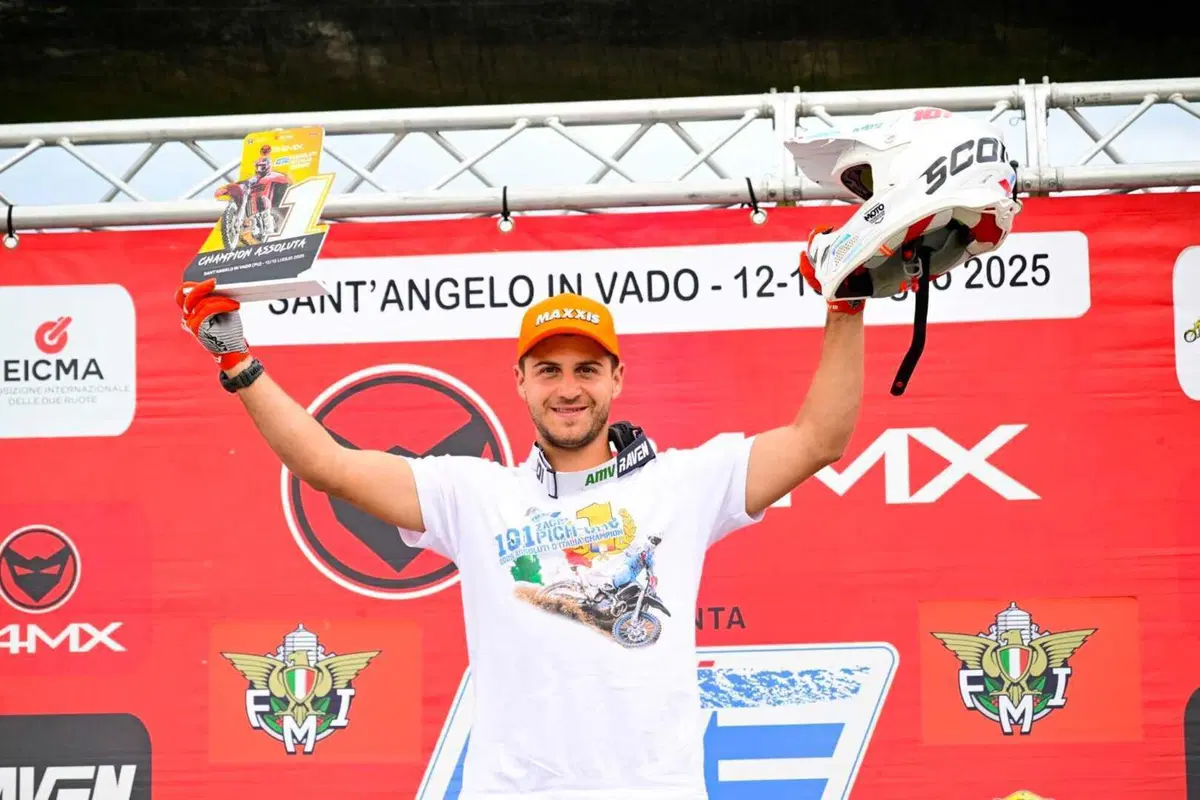Enduro. Assoluti #10. D2. Volata finale fantastica. Con colpo di scena. Ecco gli ultimi Campioni [VIDEO]