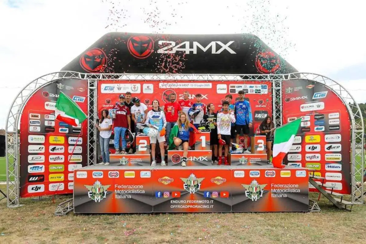 Enduro. Assoluti #10. D2. Volata finale fantastica. Con colpo di scena. Ecco gli ultimi Campioni [VIDEO] (21)