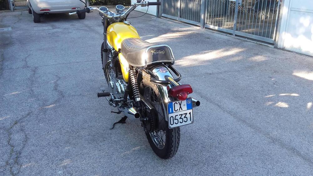 Norton Commando 750 Roadster (3)