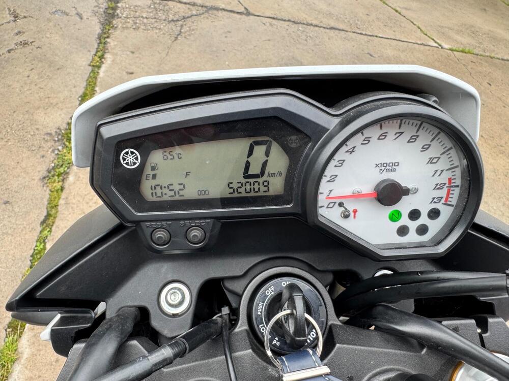 Yamaha FZ8 (2010 - 12) (5)