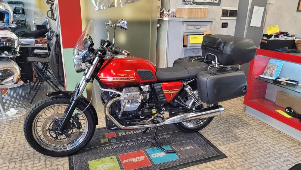 Moto Guzzi V7 Classic (2008 - 12) (3)