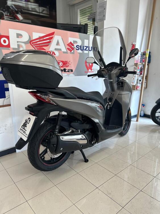 Honda SH 300 i Sport ABS (2018 - 20) (2)