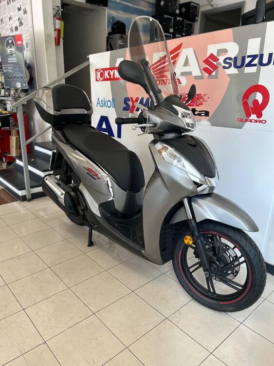 Honda SH 300 i Sport ABS (2018 - 20) (3)