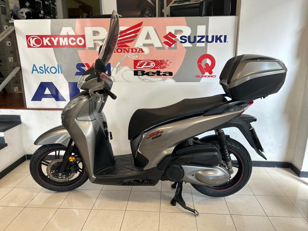Honda SH 300 i Sport ABS (2018 - 20) (4)