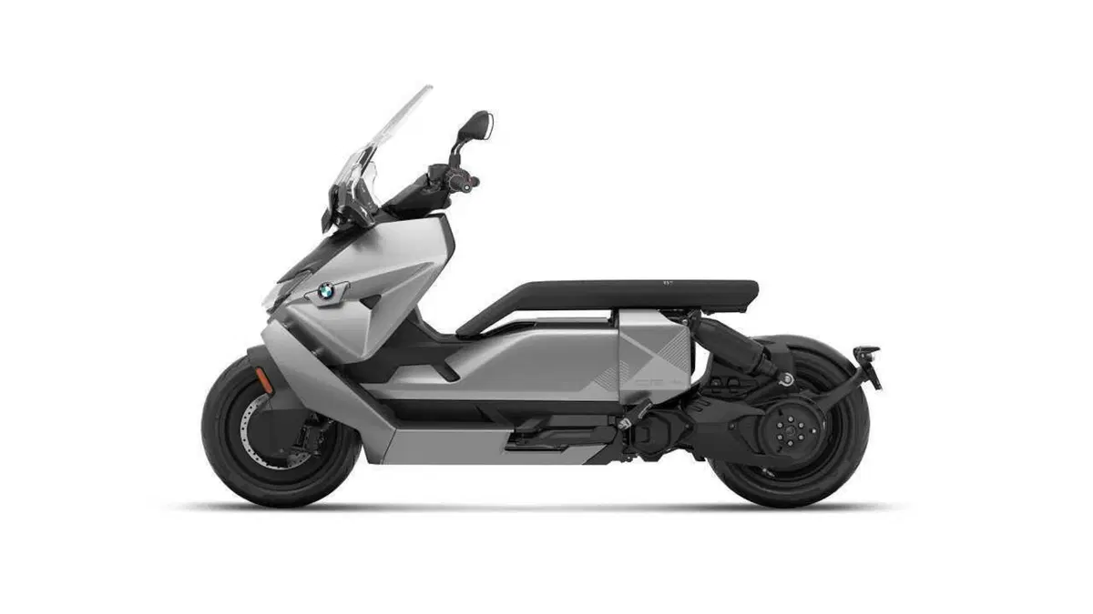 BMW CE 04: come cambia lo scooter elettrico per il 2026? (9)