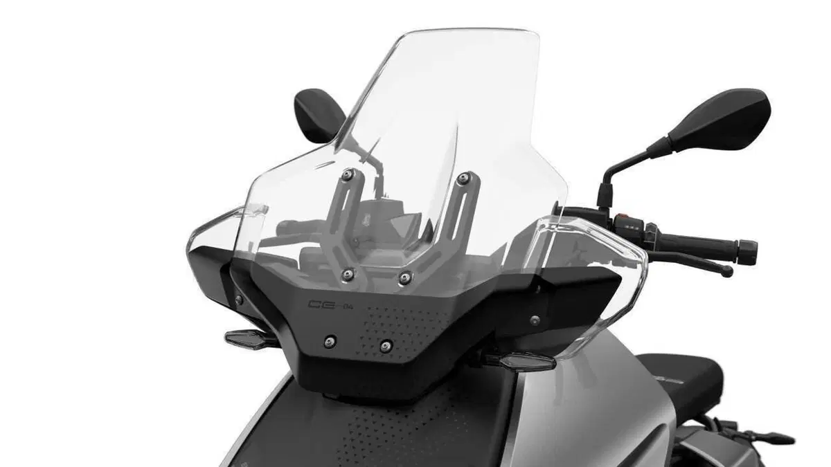 BMW CE 04: come cambia lo scooter elettrico per il 2026? (15)