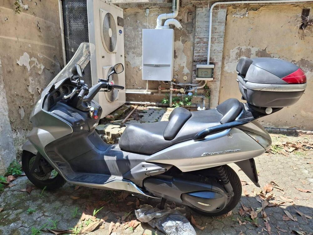 Honda Silver Wing 400 (2006 - 09) (2)