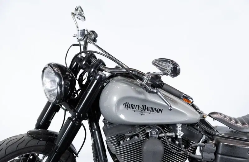 Harley-Davidson 1450 Super Glide Custom (2005 - 06) - FXDCI (3)