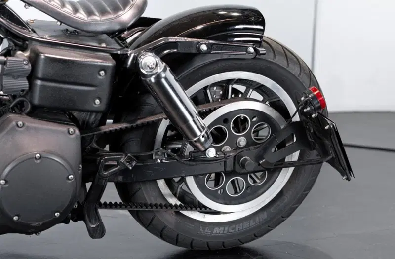 Harley-Davidson 1450 Super Glide Custom (2005 - 06) - FXDCI (6)