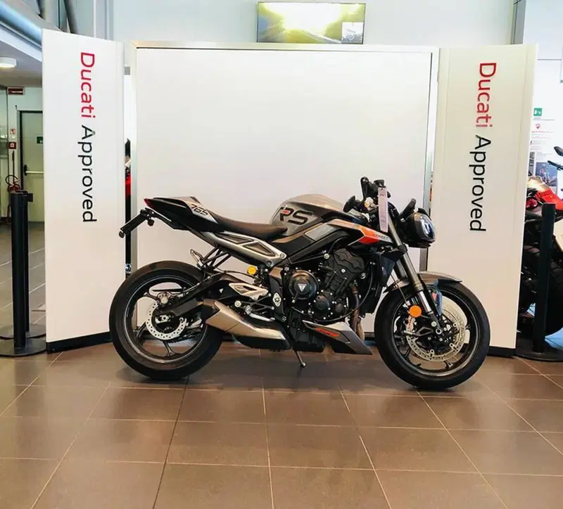 Triumph Street Triple 765 RS (2023 - 26)