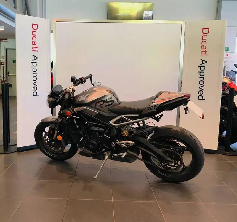 Triumph Street Triple 765 RS (2023 - 26) (5)