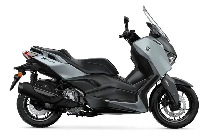 Yamaha X-Max 300 Tech Max+ (2025 - 26) (2)