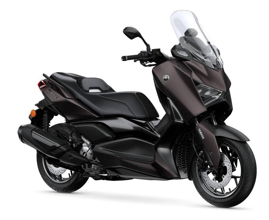 Yamaha X-Max 300 Tech Max+ (2025) (3)