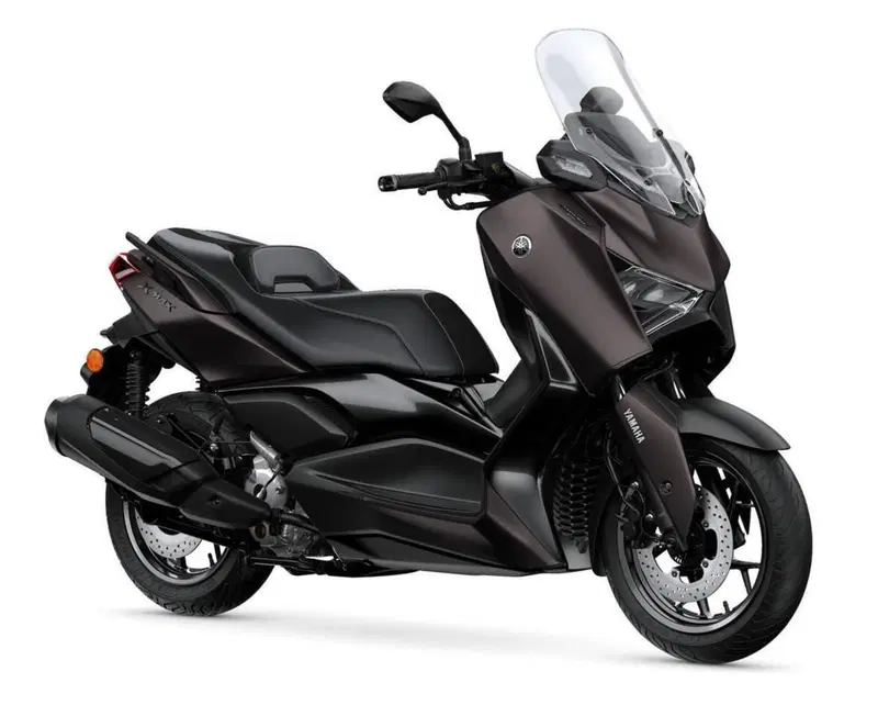 Yamaha X-Max 300 Tech Max (2025 - 26) (3)