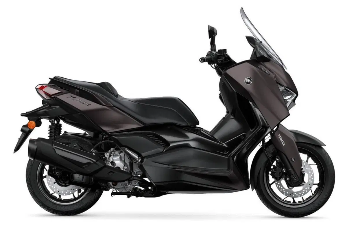 Yamaha X-Max 300 Tech Max (2025 - 26) (4)