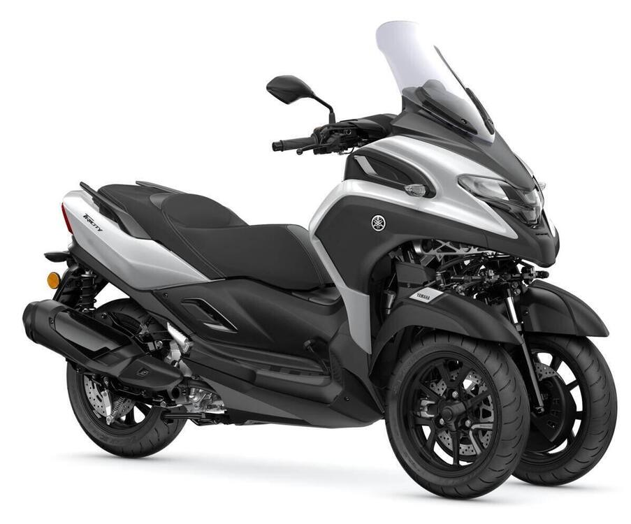 Yamaha Tricity 300 (2025) (2)