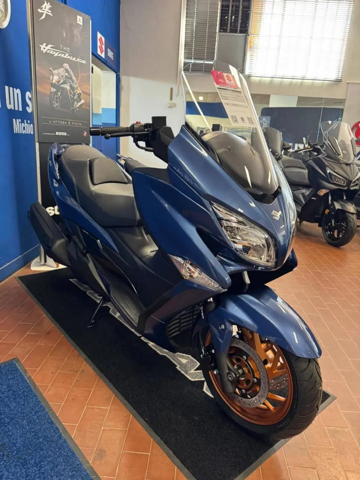 Suzuki Burgman 400 (2025 - 26) (2)