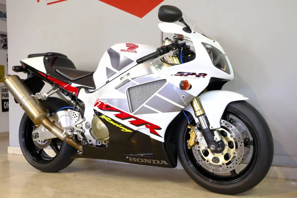 Honda VTR 1000 SP-2 (2002 - 06) (3)