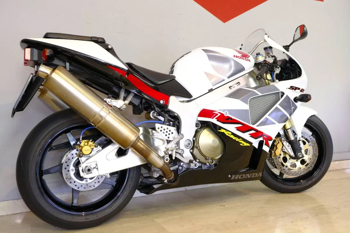 Honda VTR 1000 SP-2 (2002 - 06) (4)