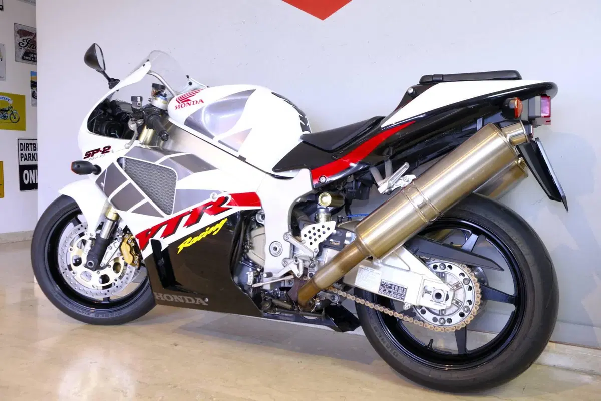 Honda VTR 1000 SP-2 (2002 - 06) (11)