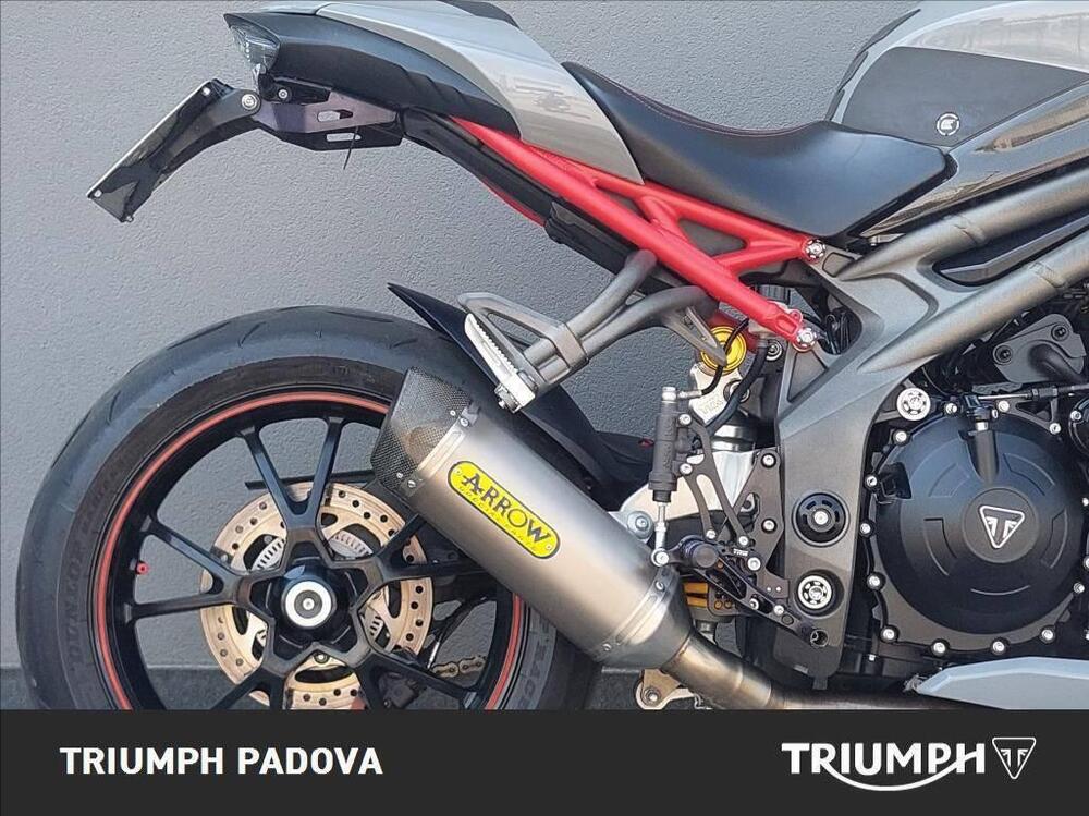 Triumph Speed Triple 1050 R ABS (2016 - 17) (2)