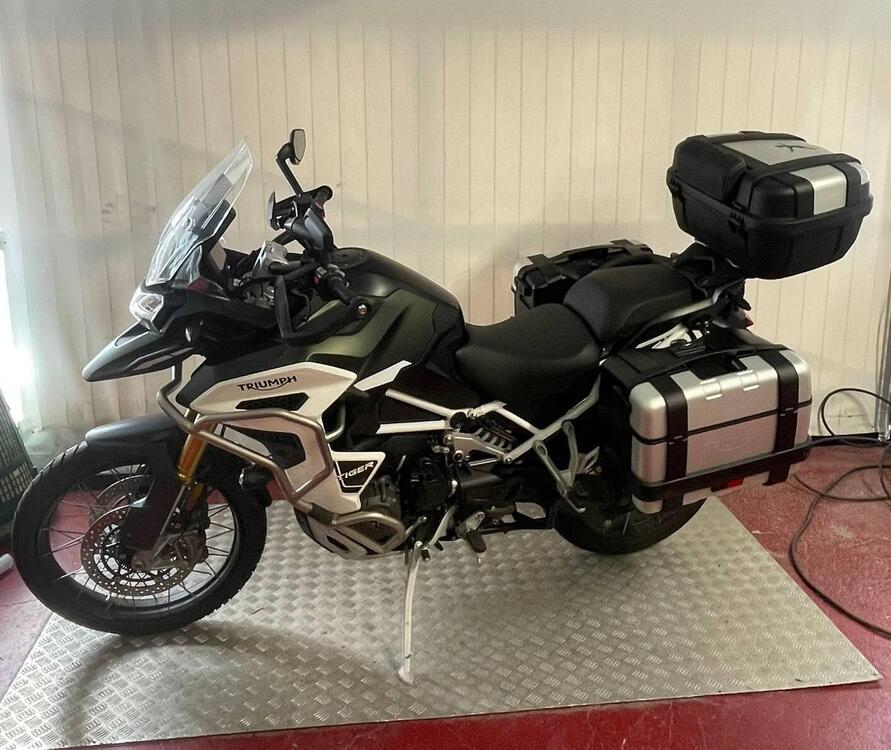 Triumph Tiger 1200 Rally Explorer (2022 - 23) (2)