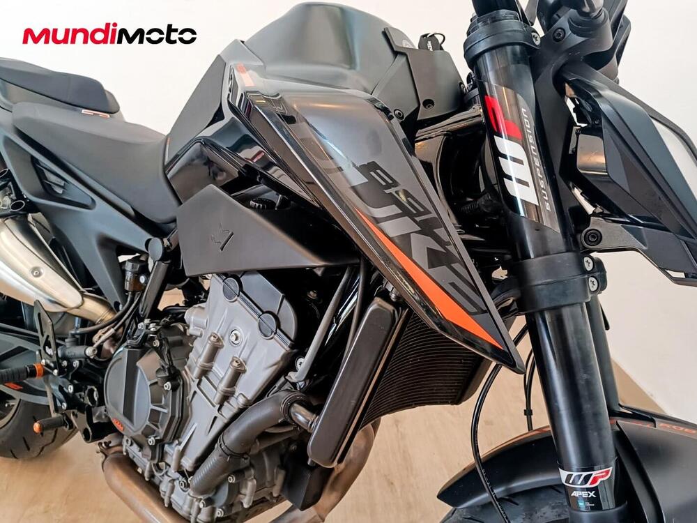 KTM 890 Duke L (2021) (5)