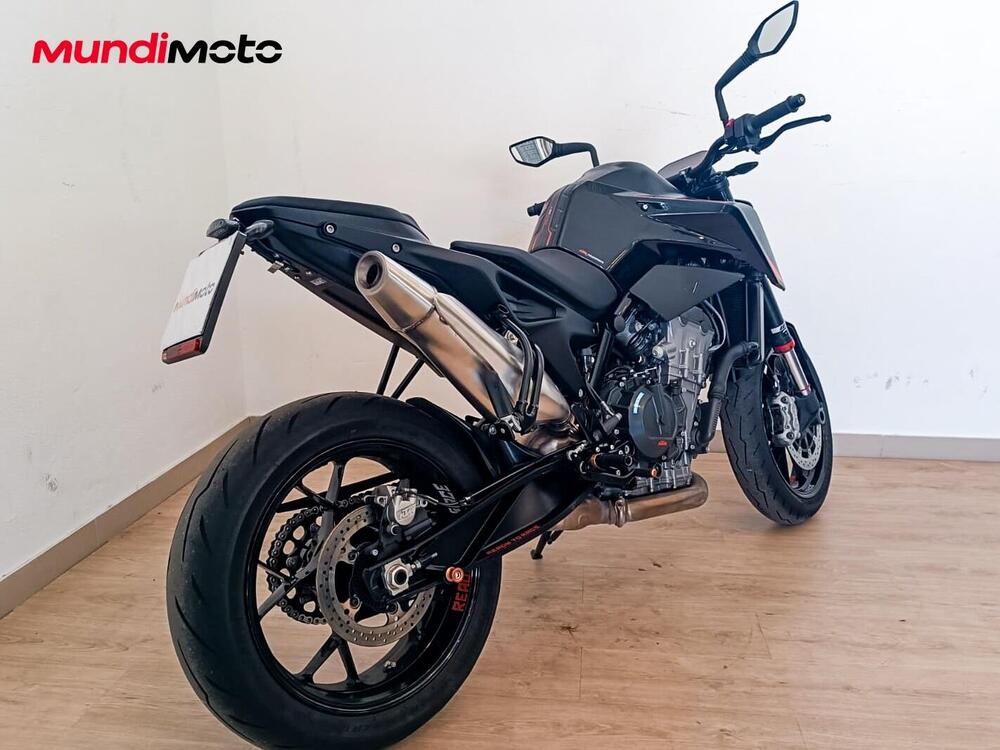 KTM 890 Duke L (2021) (3)