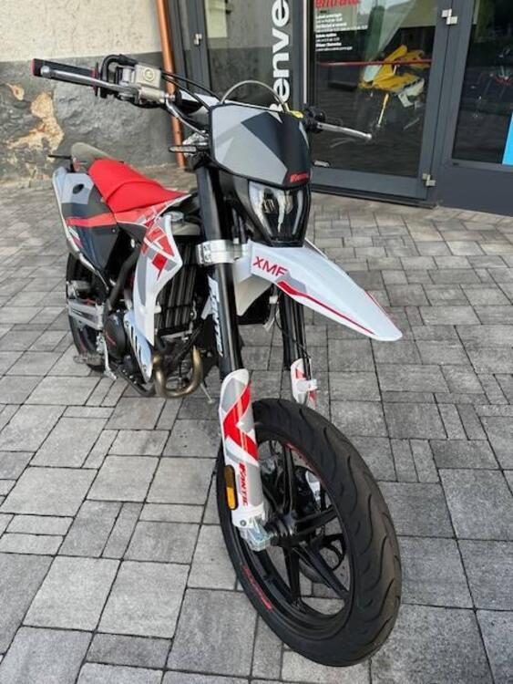 Fantic Motor XMF 125 Performance (2025) (4)