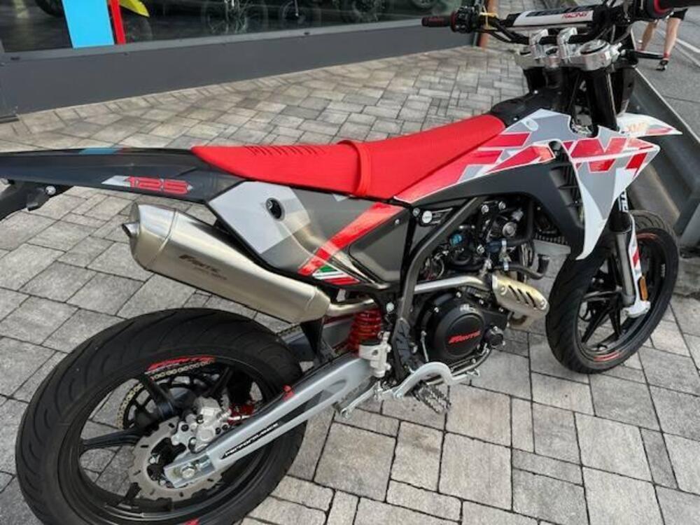 Fantic Motor XMF 125 Performance (2025) (5)