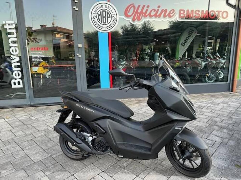 Kymco Skytown 125i (2024 - 25)