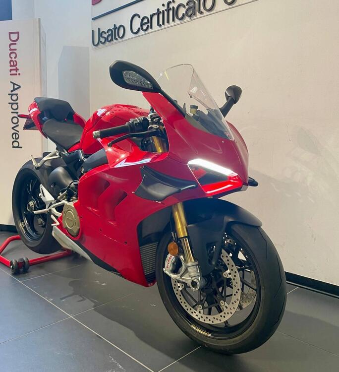 Ducati Panigale V4 S 1100 (2021) (3)