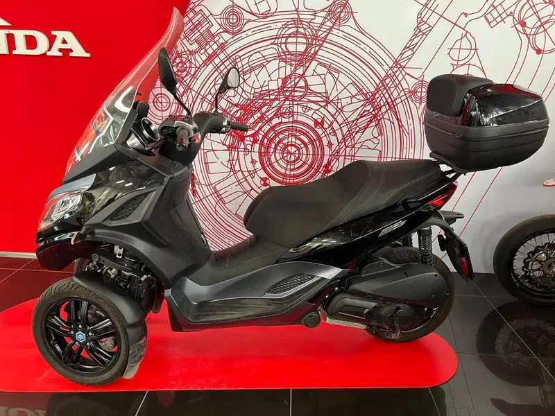 Piaggio MP3 300 ABS Hpe (2021 - 24) (3)