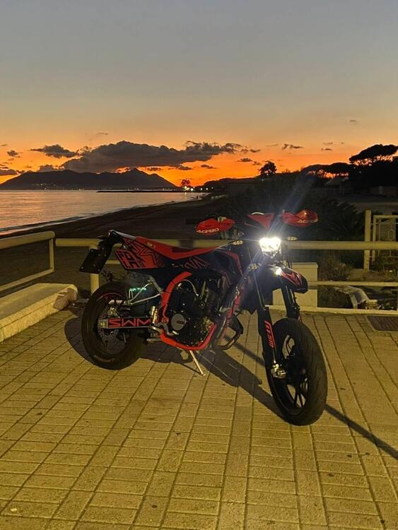 Swm RS 125 R (2021 - 23) (4)