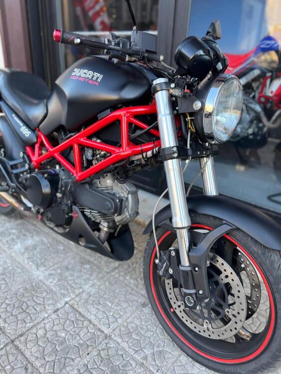 Ducati Monster 695 (2006 - 08) (3)