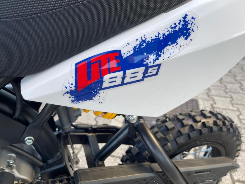 YCF F88S Lite (2024 - 25) (3)