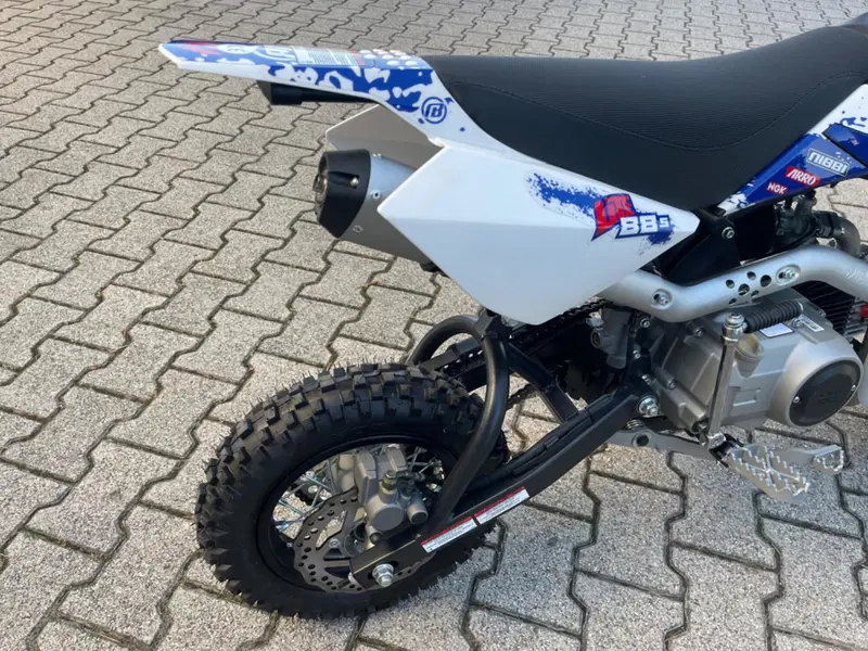 YCF Lite 88S (2024 - 26) (6)