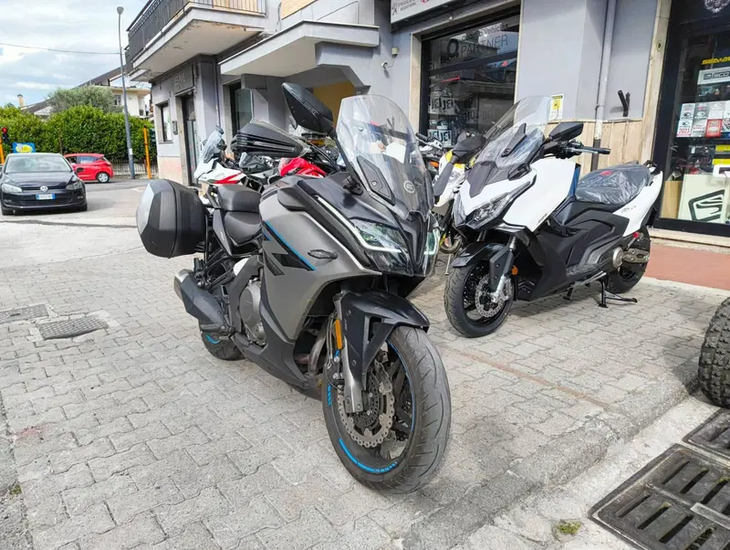 CFMOTO 650GT (2021 - 26) (2)