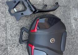 Bauletto originale YAMAHA TMAX 560 + KIT completo