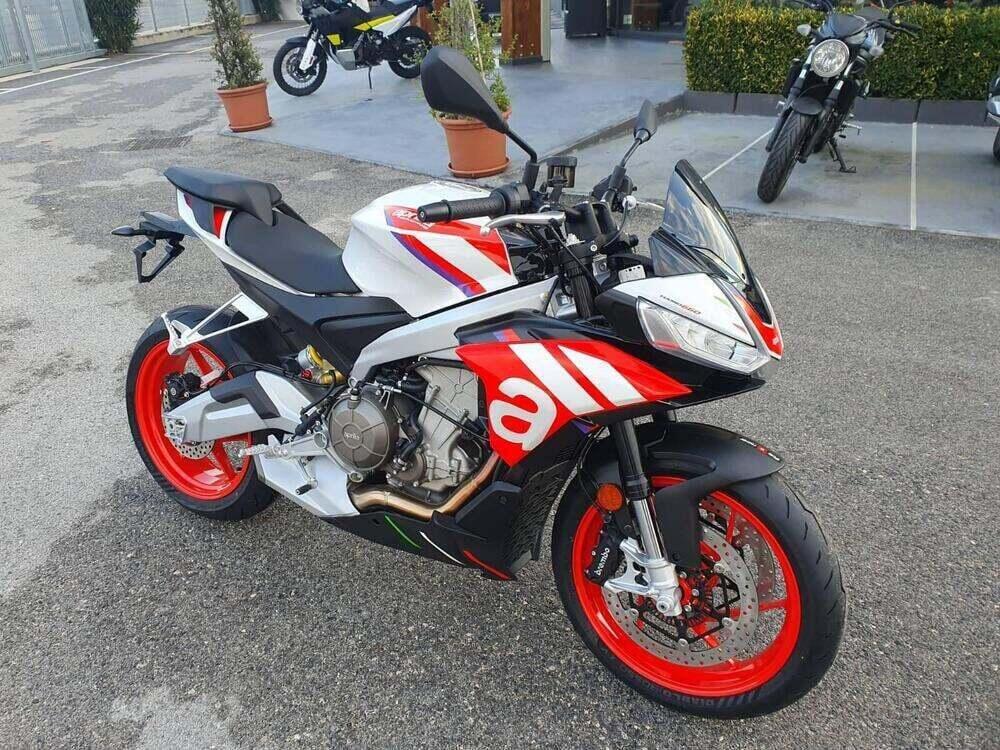 Aprilia Tuono 660 (2021 - 25) (2)