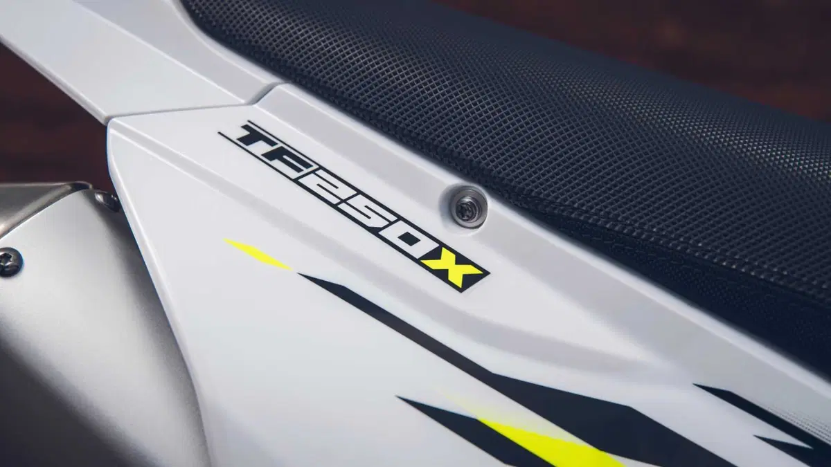 Triumph TF 250-X TF 250-X (2026) (9)