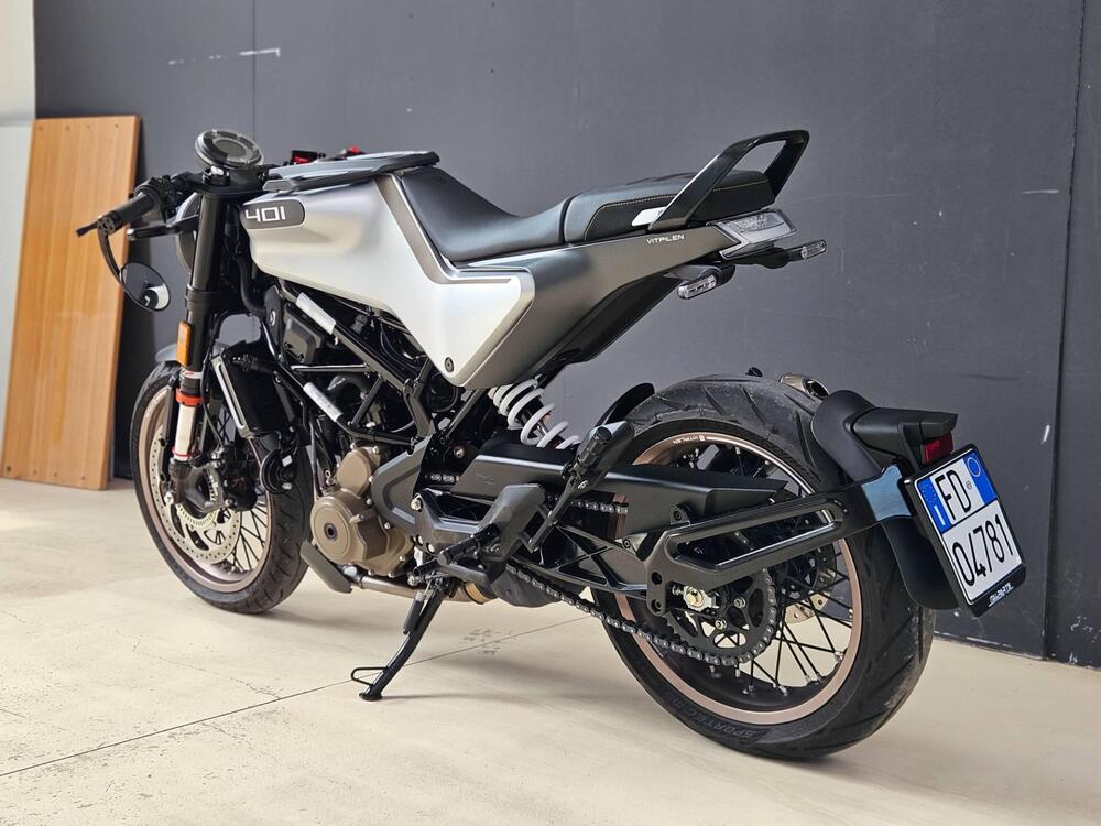 Husqvarna Vitpilen 401 (2021 - 23) (5)