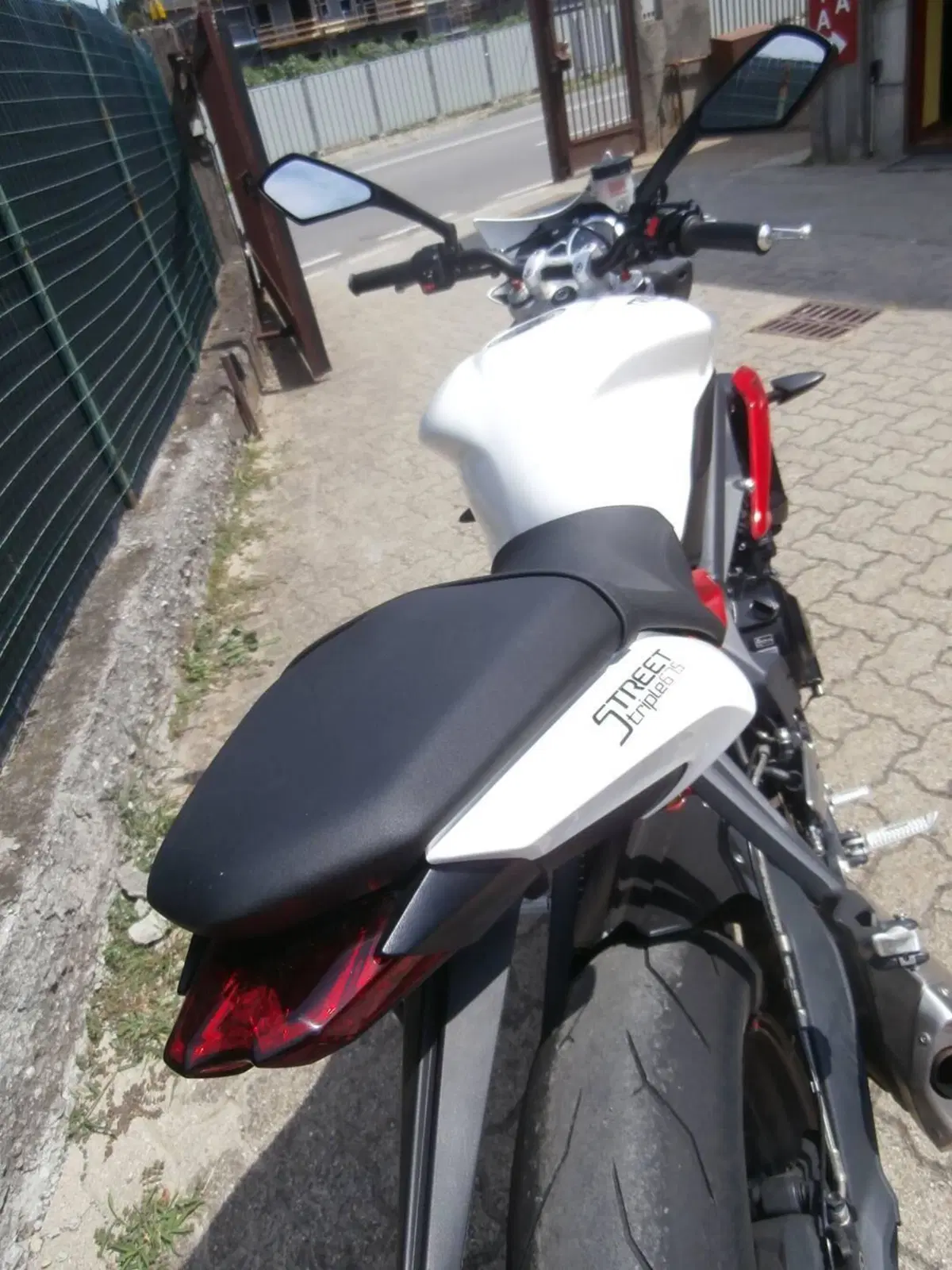 Triumph Street Triple R ABS (2013 - 17) (11)